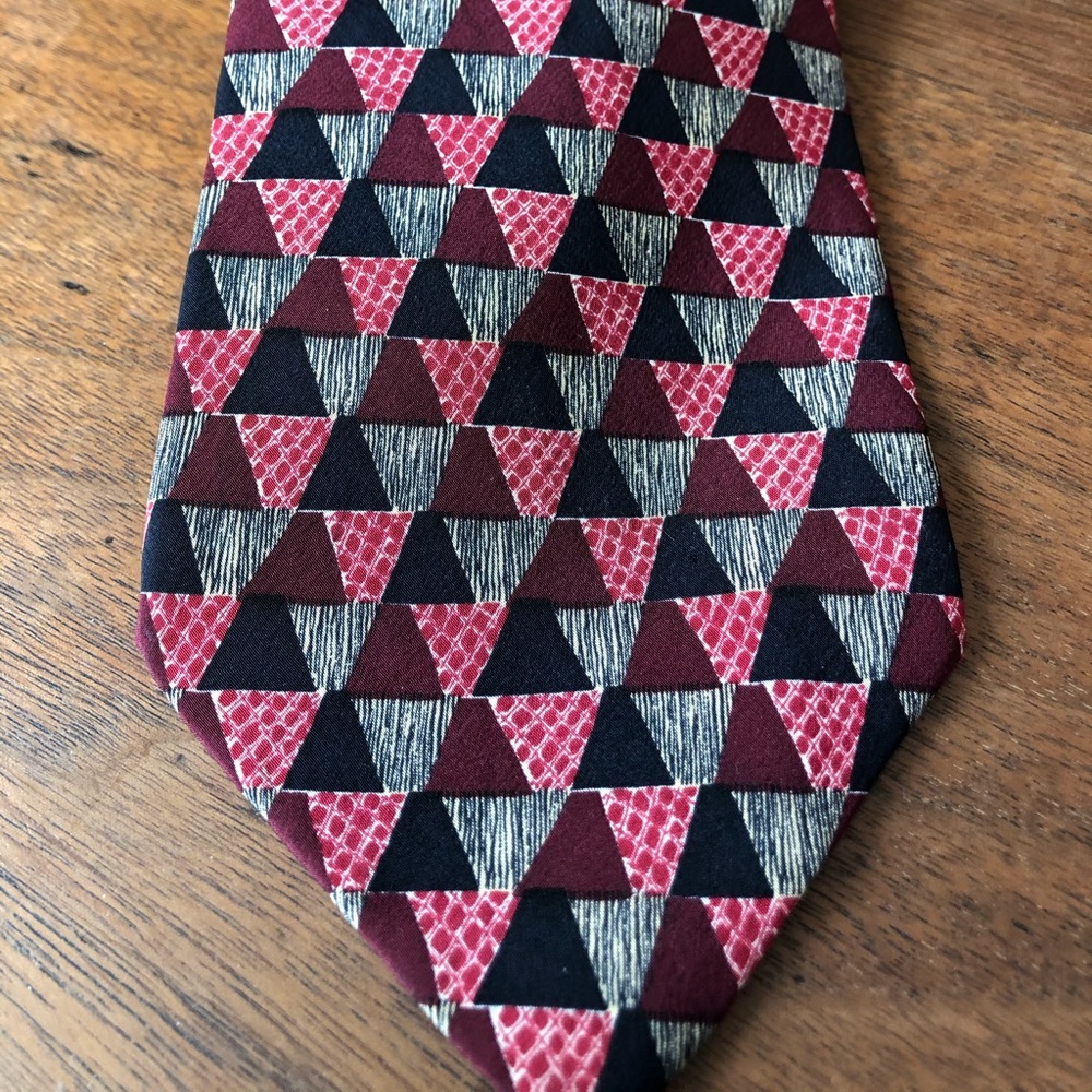 Vintage Valentino Cravatte 100% Silk made in Italy neck tie